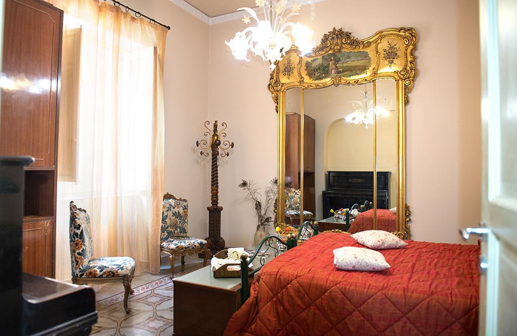 La Casa Di Via Narbone Hotel Palermo Kültér fotó